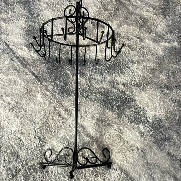 Jewelry hanger